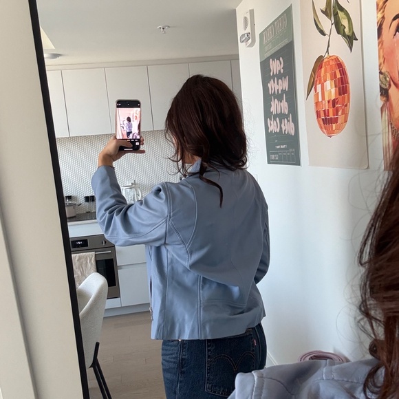 Blue leather jacket - Picture 3 of 3